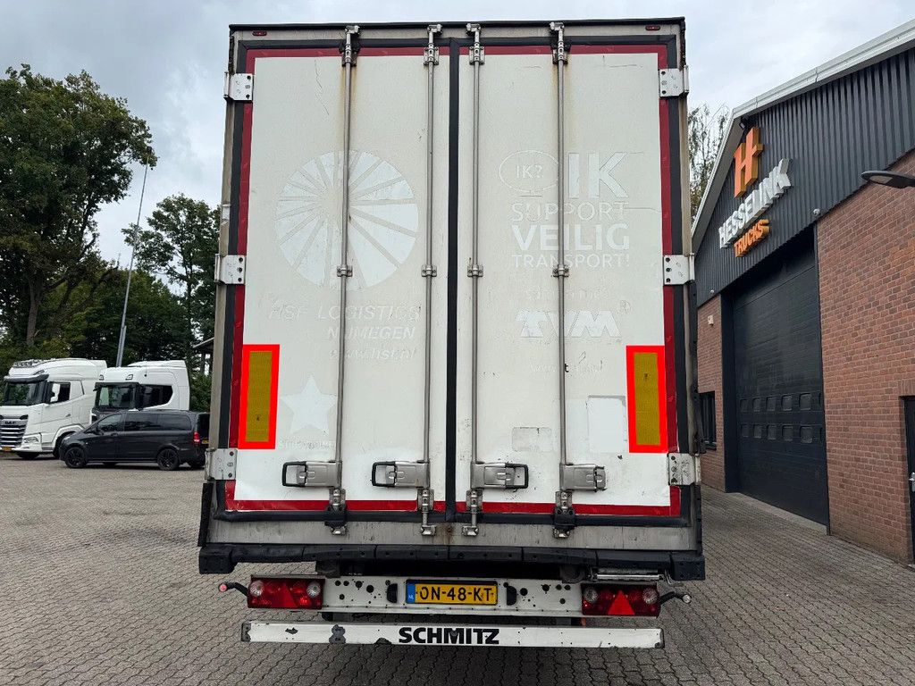 Schmitz Cargobull SKO 24 5x Meatrails Rohrbahnen Fleisch Carrier Vector 1950MT