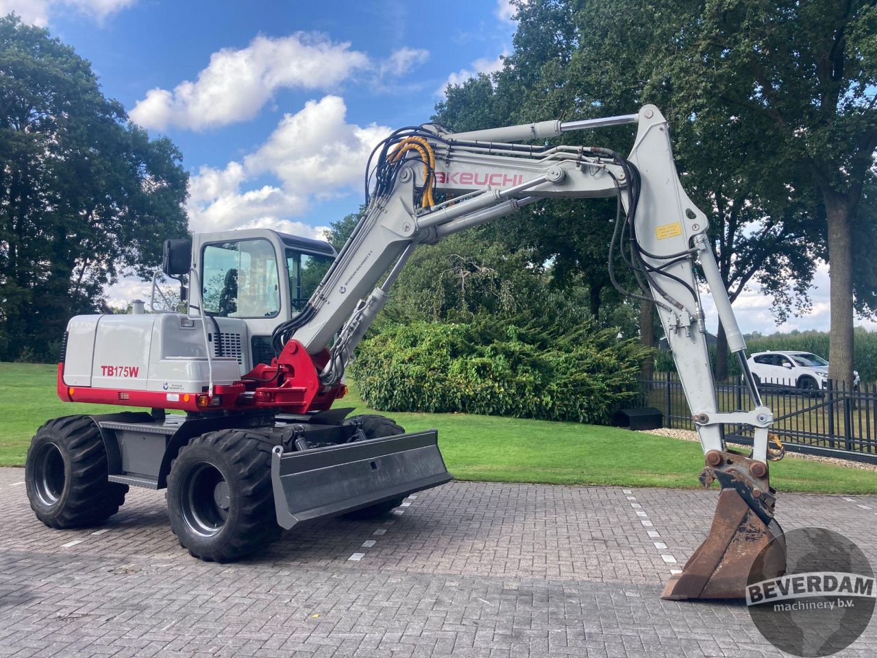 Takeuchi TB175W