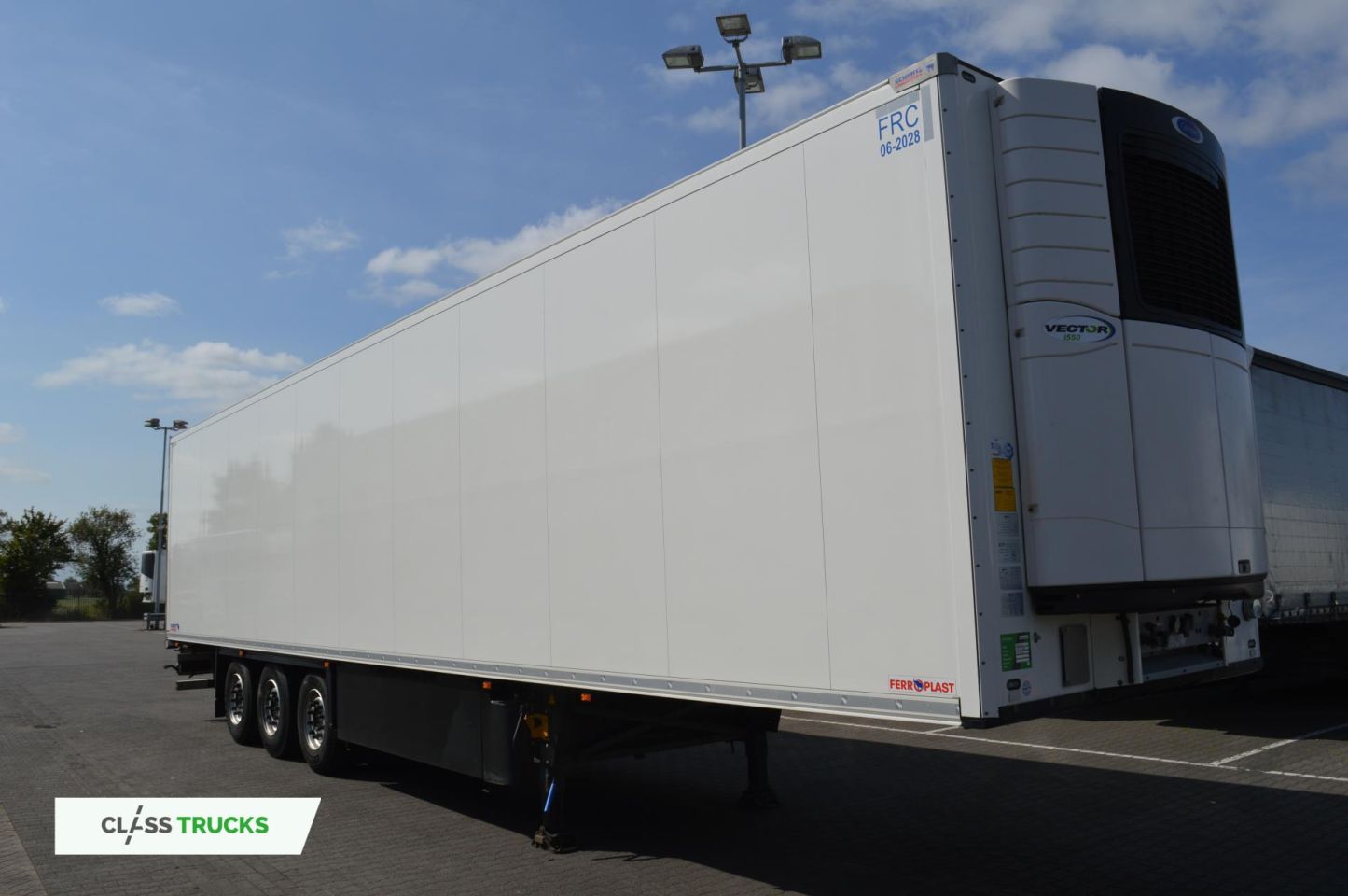 Schmitz Cargobull SKO FP 45 Carrier Vector 1550