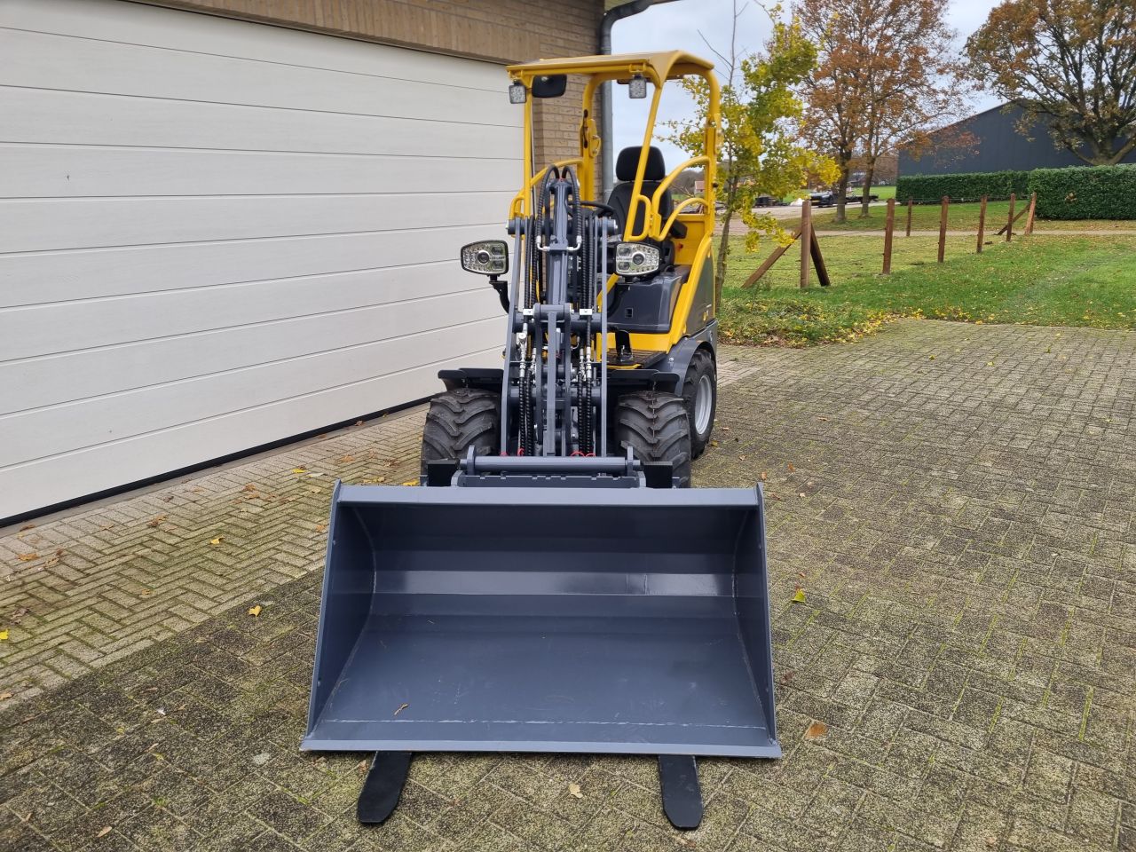 Eurotrac w11