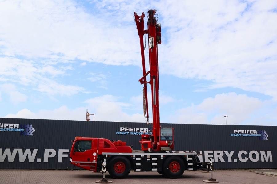 Terex AC40/2L Diesel, 4x4 Drive And 4-Wheel Steering, 40