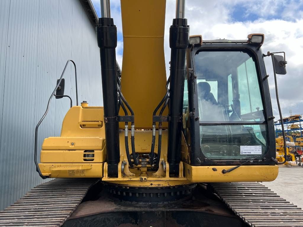 CAT 330D L