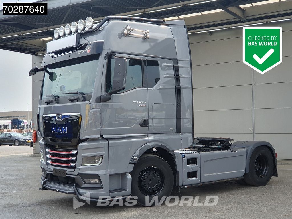 MAN TGX 18.520 4X2 Individual Lion S! GX Retarder Full-Air 2x Tanks Navi LED ACC Euro 6