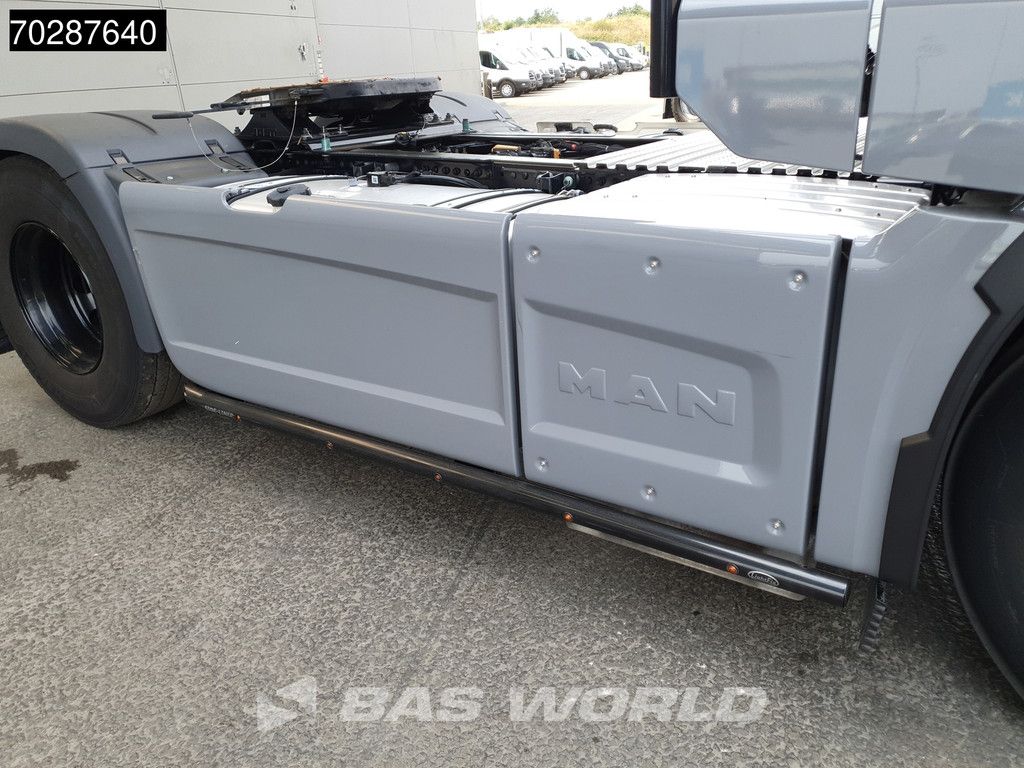 MAN TGX 18.520 4X2 Individual Lion S! GX Retarder Full-Air 2x Tanks Navi LED ACC Euro 6