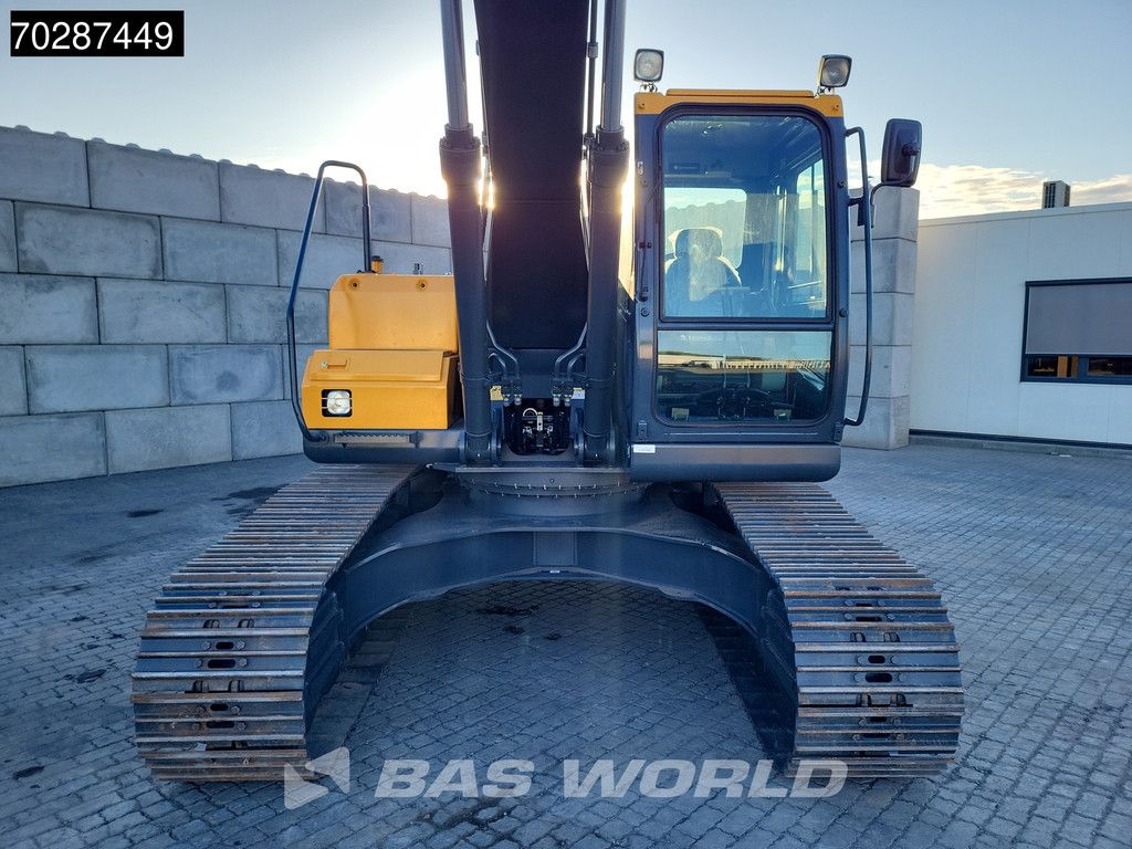 Hyundai R215 L