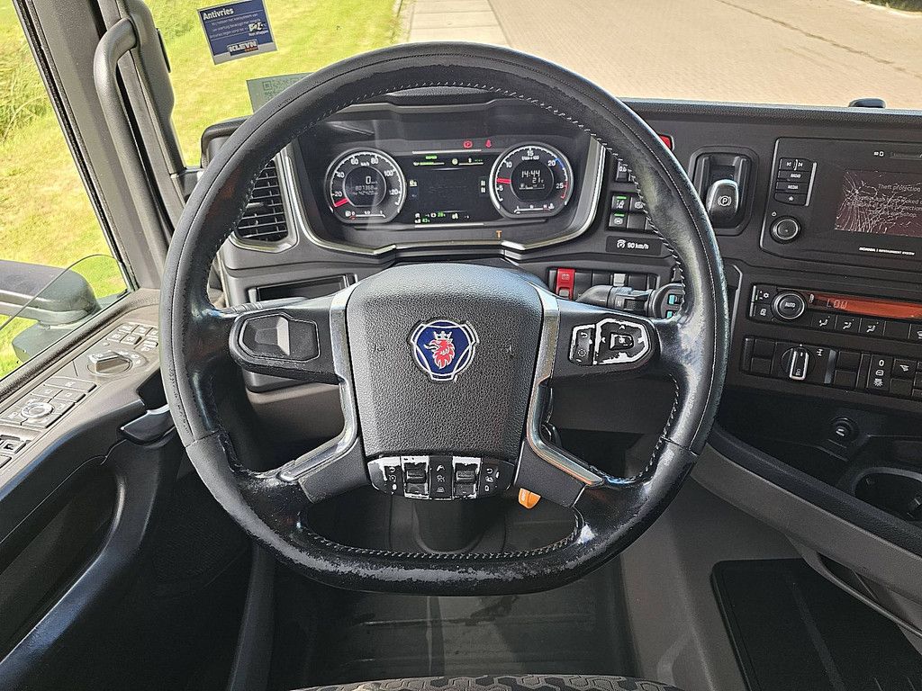 SCANIA R450
