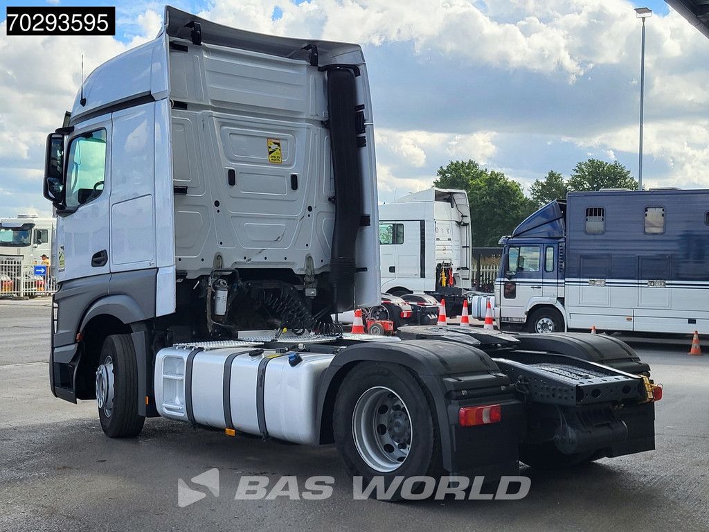Mercedes Actros 1851 4X2 BigSpace 2xTanks Euro 6