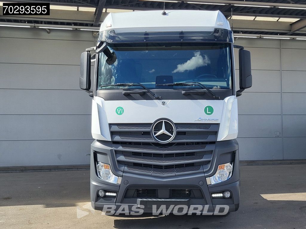 Mercedes Actros 1851 4X2 BigSpace 2xTanks Euro 6