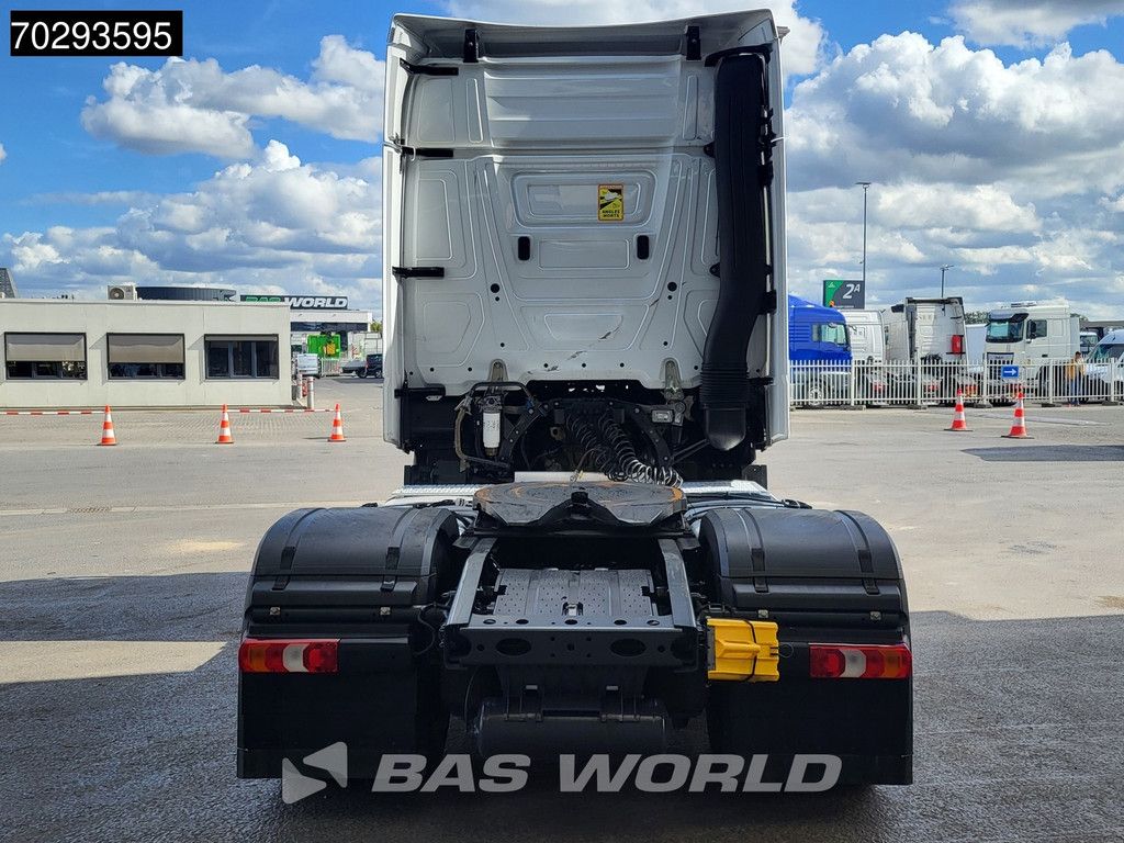 Mercedes Actros 1851 4X2 BigSpace 2xTanks Euro 6
