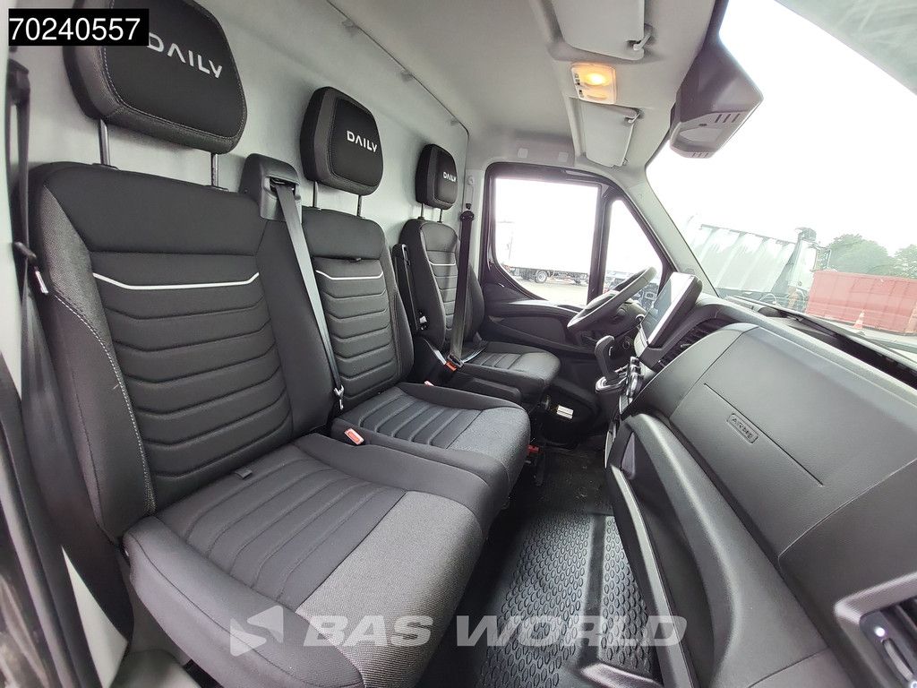 Iveco Daily 35C18 3.0L Automaat 2025-Model 180PK L2H2 Dubbellucht 3,5t Trekgewicht ACC Navi LED Airco Camera Euro6 L2 12m3 A/C