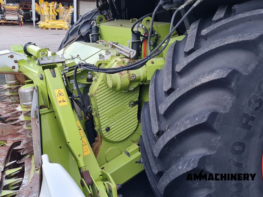 Claas Jaguar 940 forage harvester