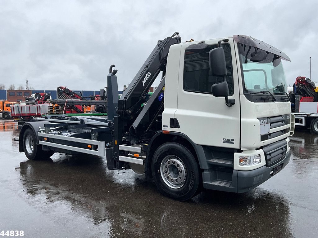 DAF FA 75 CF 250 MKG 14 Tonmeter laadkraan