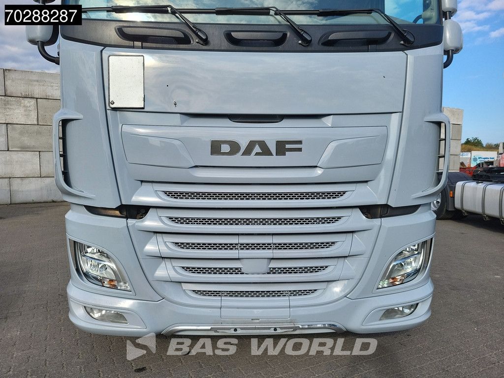 DAF XF 530 4X2 SSC ADR Standklima ACC 2x Tanks Navi Euro 6