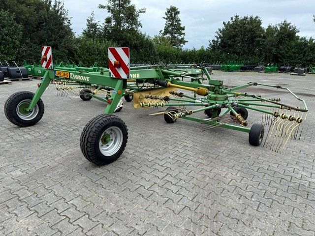 KRONE Swadro 700 hark met middenafleg 7 meter