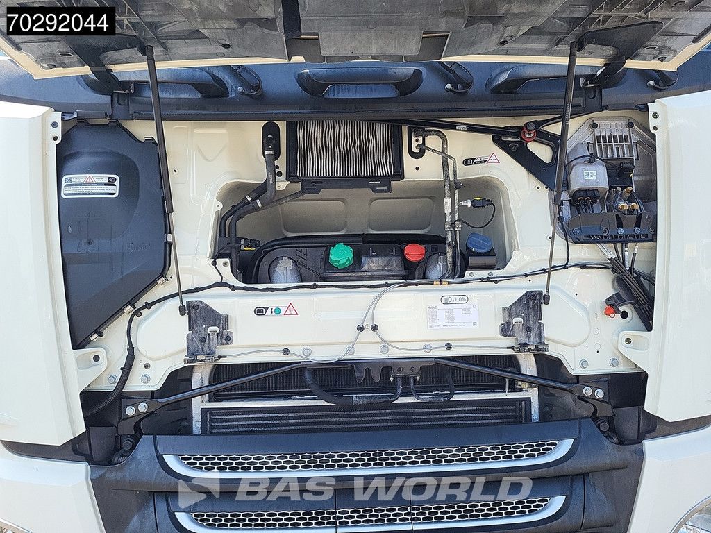 DAF XF XF 480 4X2 2xTanks ACC Euro 6