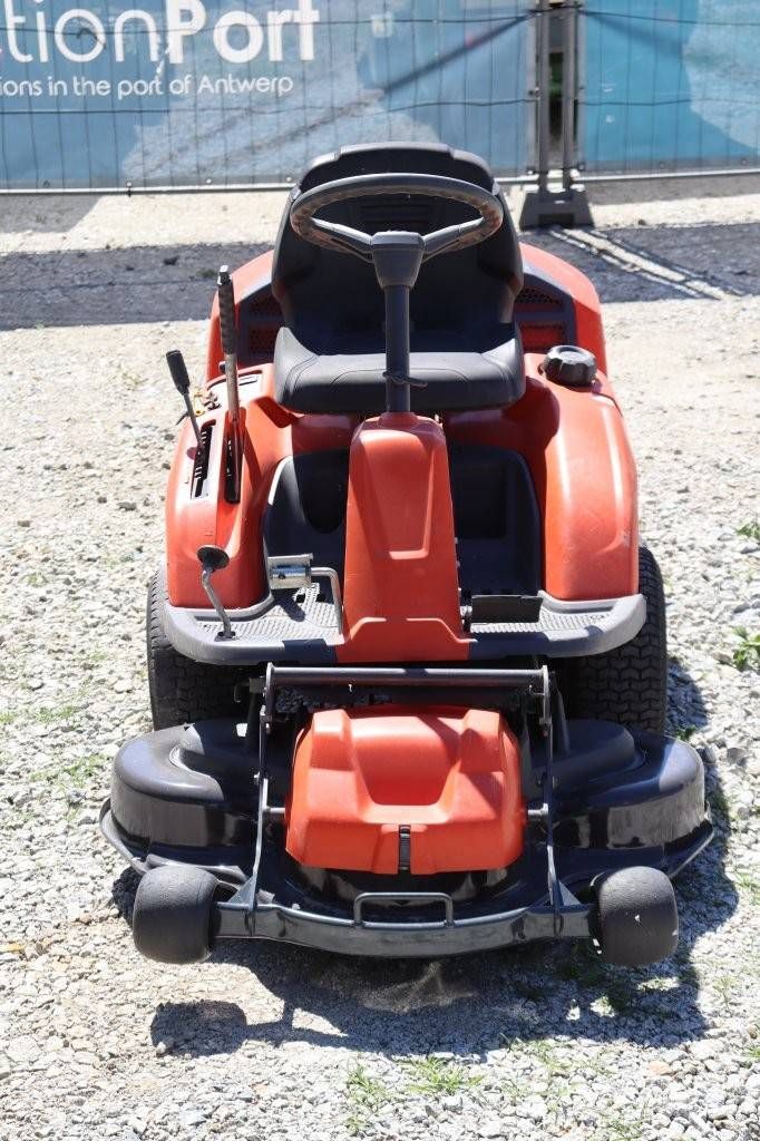 Zitmaaier Husqvarna R214TC Benzine 2020