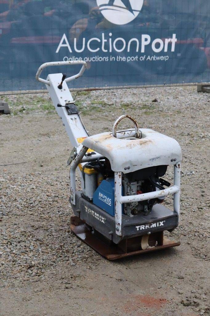 Vibrating plate Tremix MV245 Diesel 2010