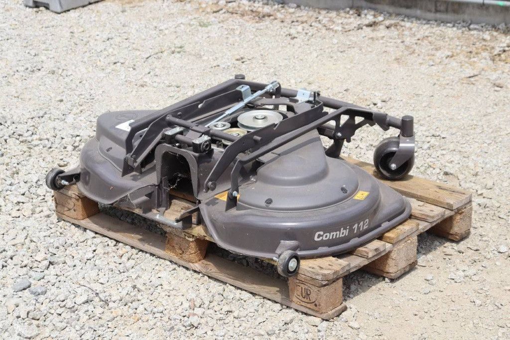 Maaidek Husqvarna Combi 112 2017