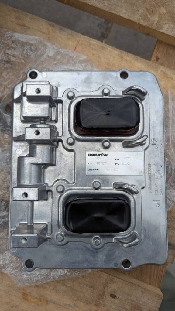 Komatsu PC490LC-11 CONTROLLER ASSY 600-541-1100