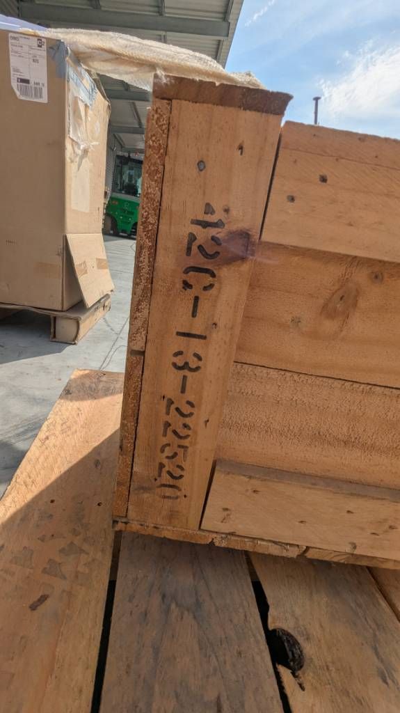 Komatsu WA800-8 SHAFT 42C-13-22520