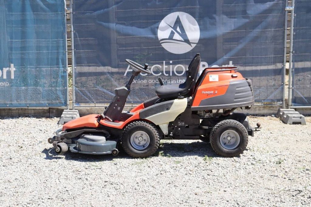 Zitmaaier Husqvarna Model 422Ts AWD Benzine