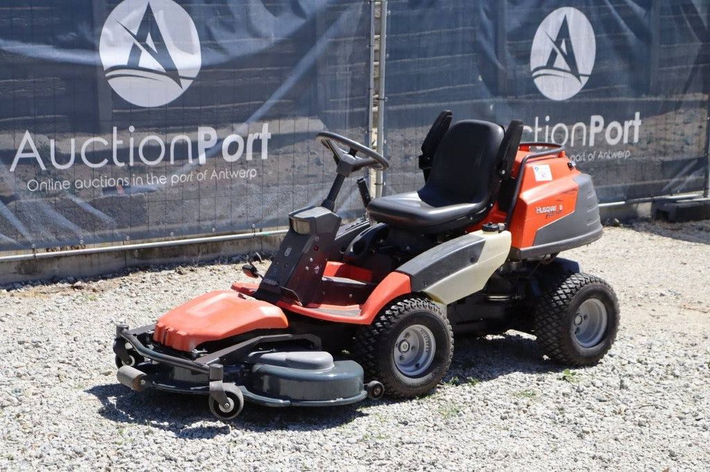 Zitmaaier Husqvarna Model 422Ts AWD Benzine