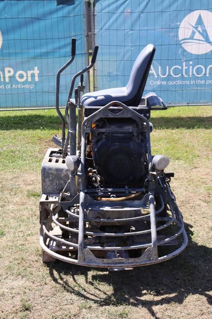 Vlindermachine Wacker Neuson crt 36 26a Benzine