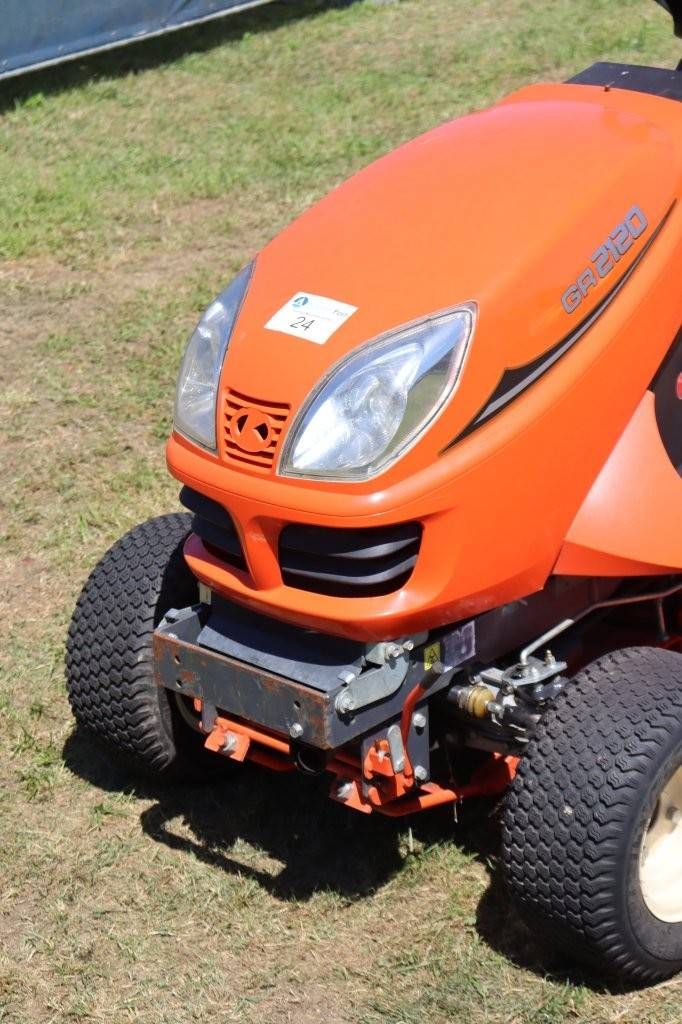 Kubota GR2120 Diesel-Aufsitzmäher 2009