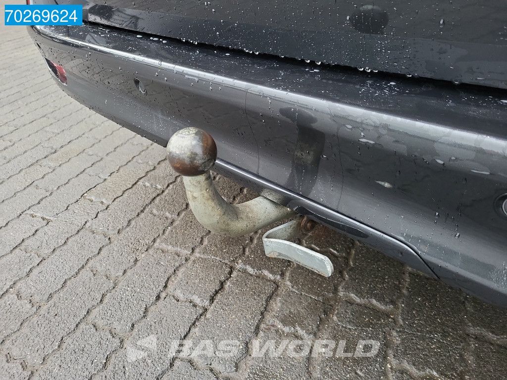 Mercedes V-Klasse 220 L2H1 Ex.BPM Leder Camera Navi Trekhaak PDC Airco Cruise CarPlay A/C Double cabin Towbar Cruise control