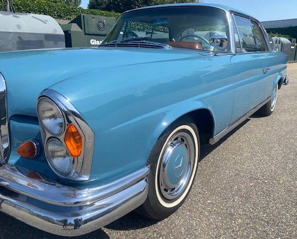Mercedes-Benz 220 SE Coupé Automatic Petrol 1963 (Margin)