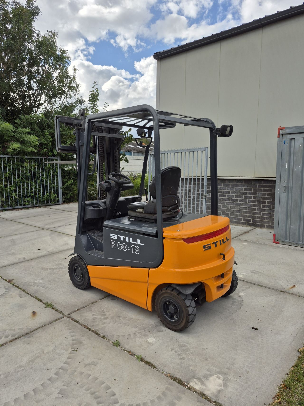 Still R60-18 duplo freelift sideshift 3.225 mm accu 70%