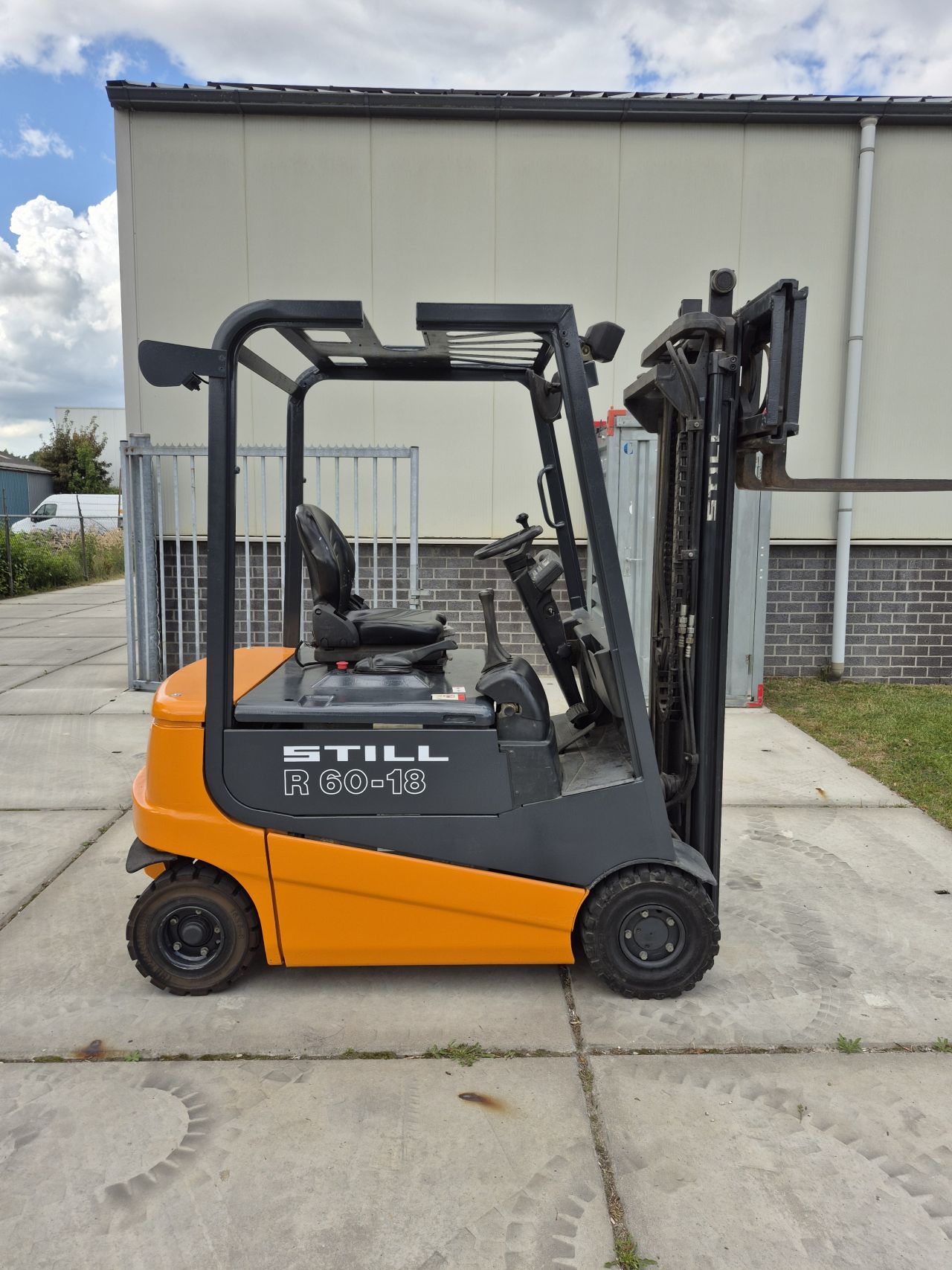 Still R60-18 duplo freelift sideshift 3.225 mm accu 70%