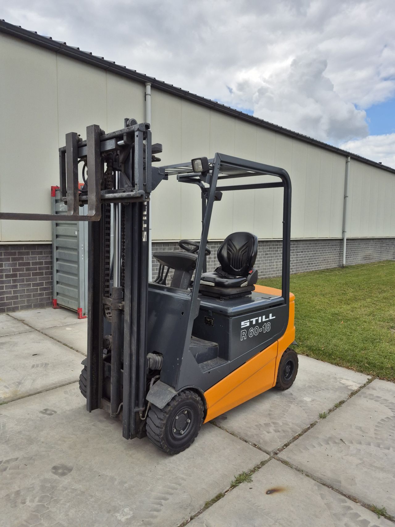 Still R60-18 duplo freelift sideshift 3.225 mm accu 70%