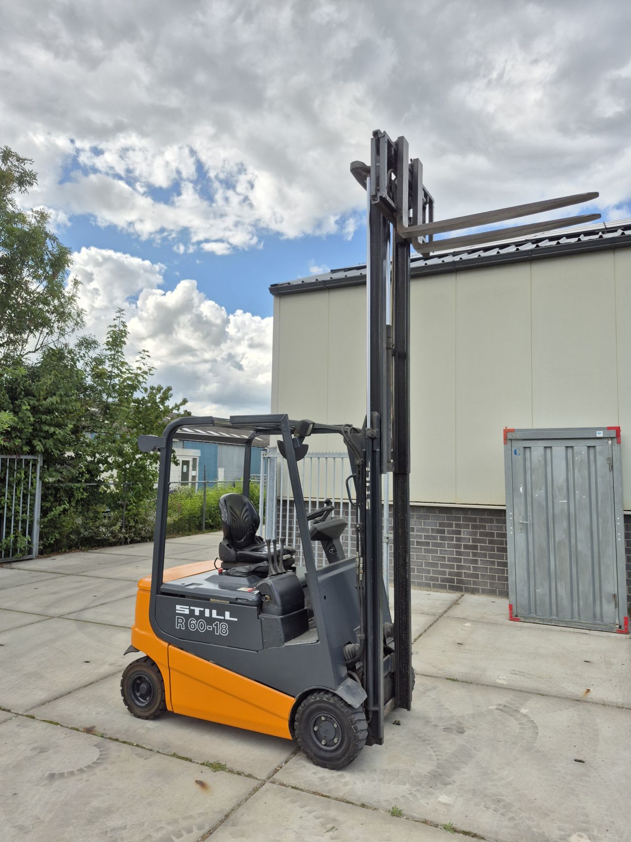 Still R60-18 duplo freelift sideshift 3.225 mm accu 70%