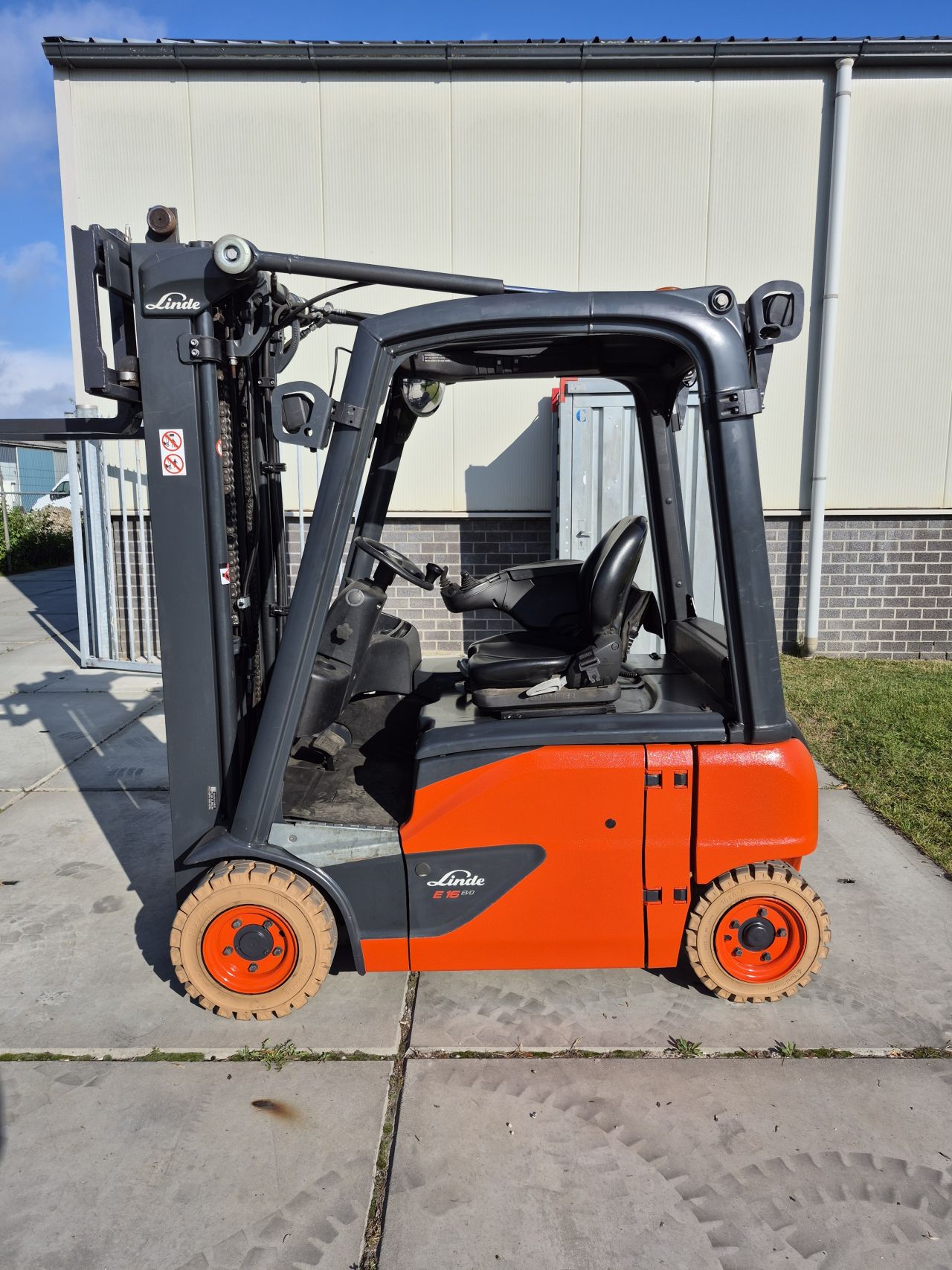 Linde E16P-02 EVO triplex freelift sideshift 4.620 mm bj 2019