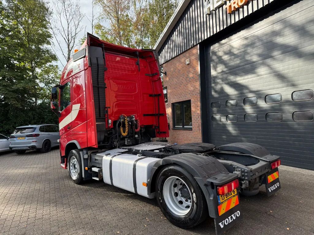 Volvo FH 460 Globetrotter 2X tank