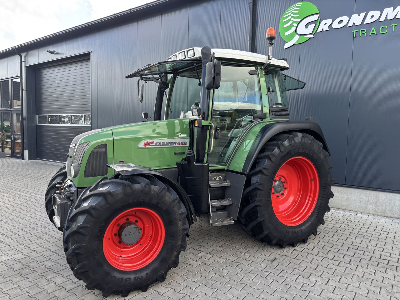 Fendt 409 Vario Com2