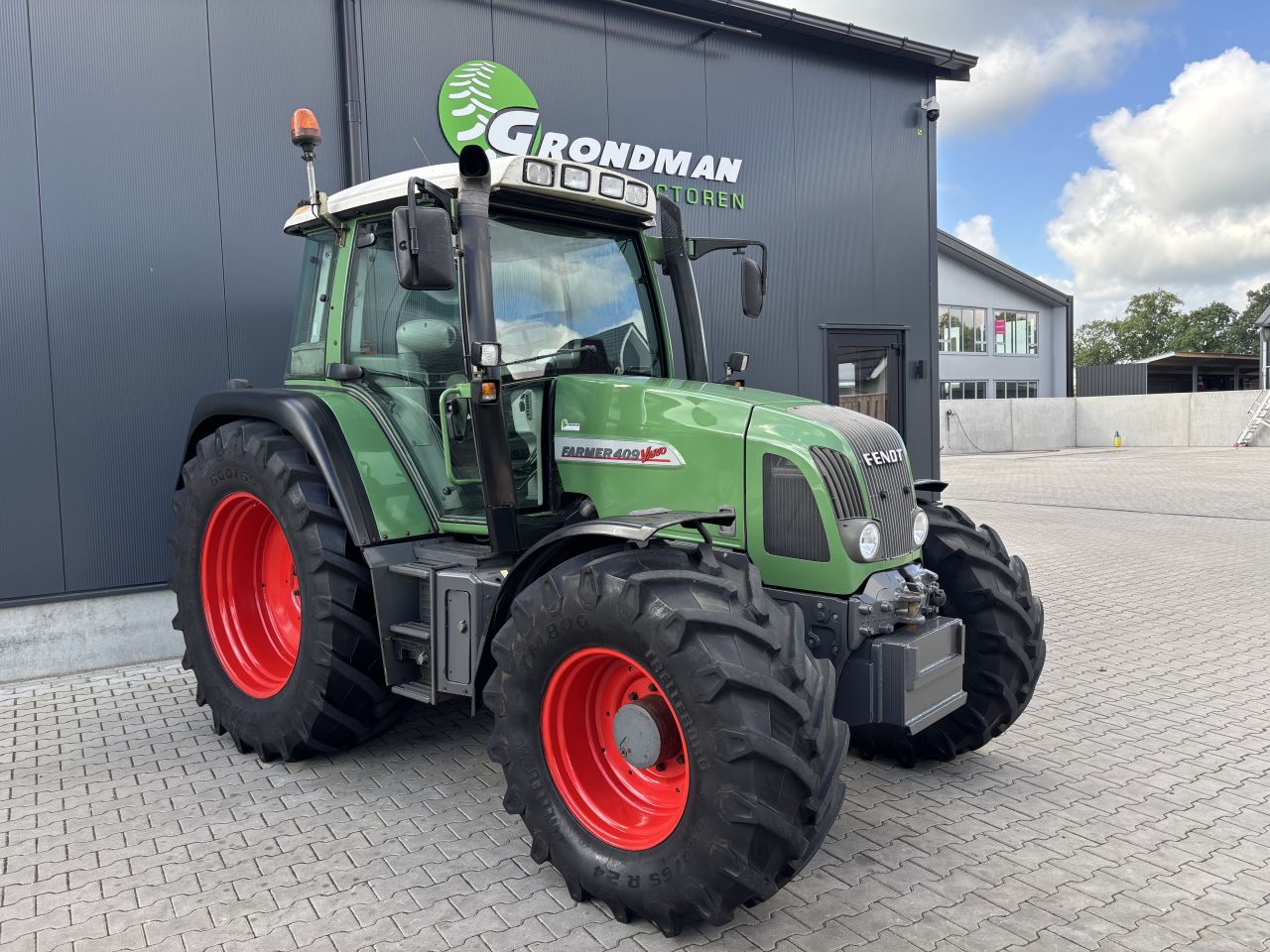 Fendt 409 Vario Com2