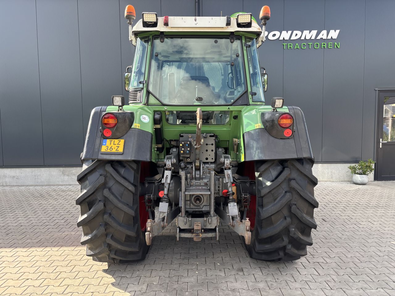 Fendt 409 Vario Com2