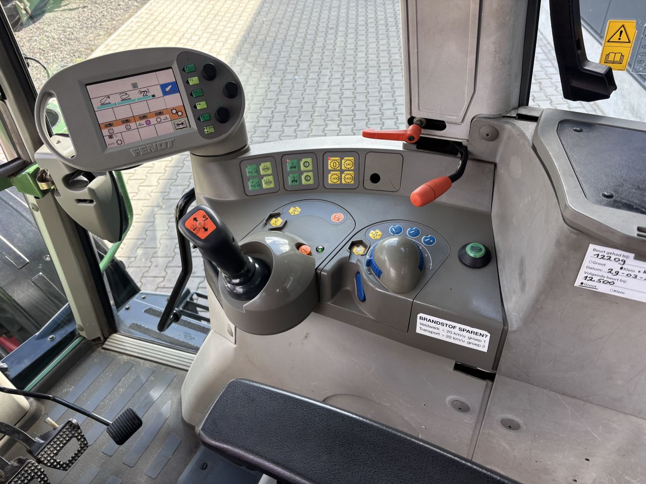 Fendt 409 Vario Com2