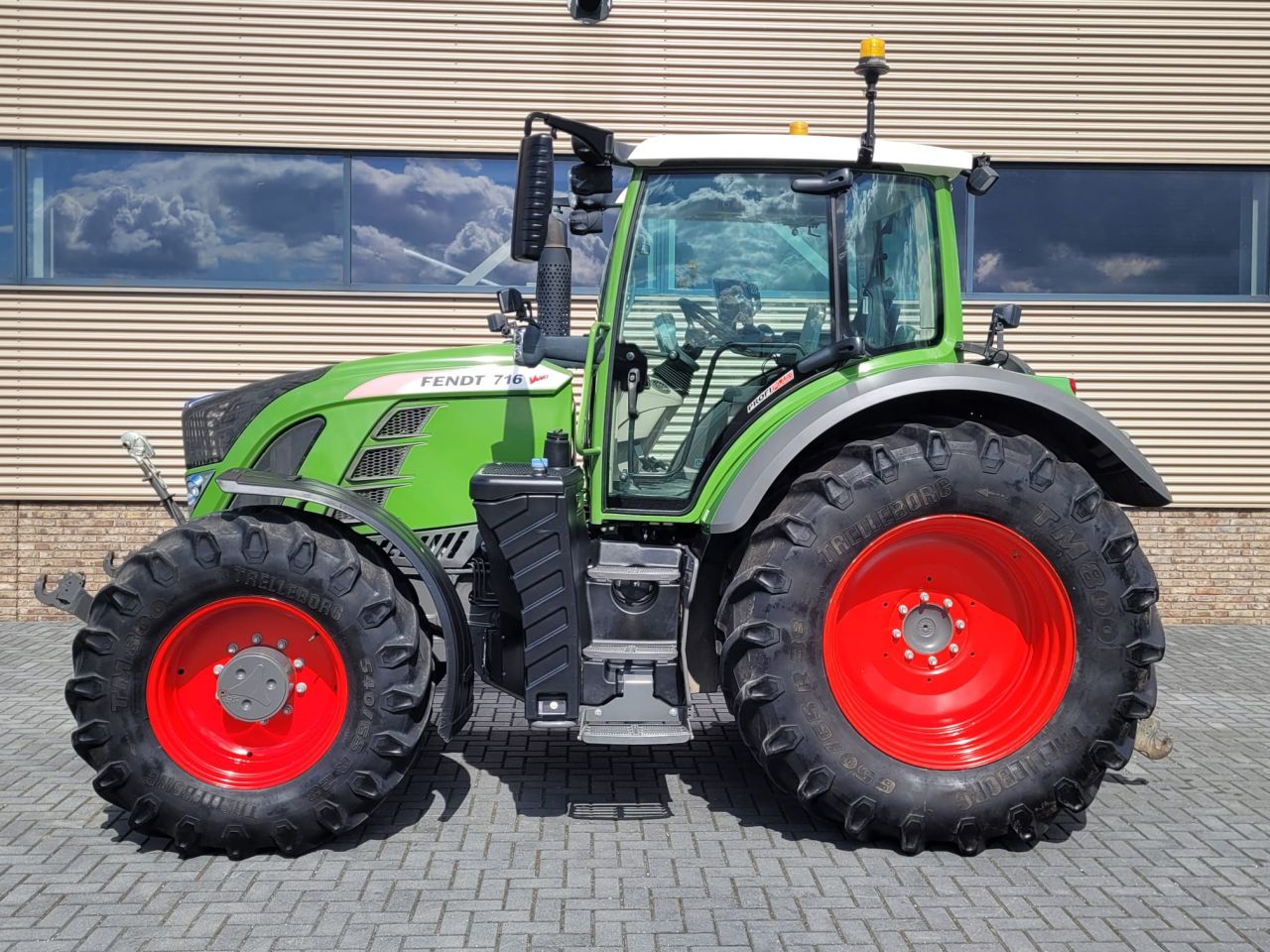 Fendt 716 vario s4 profi plus gps