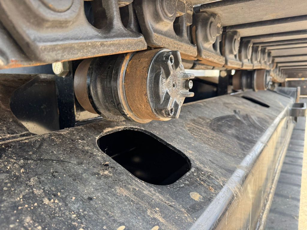 Caterpillar 323D3