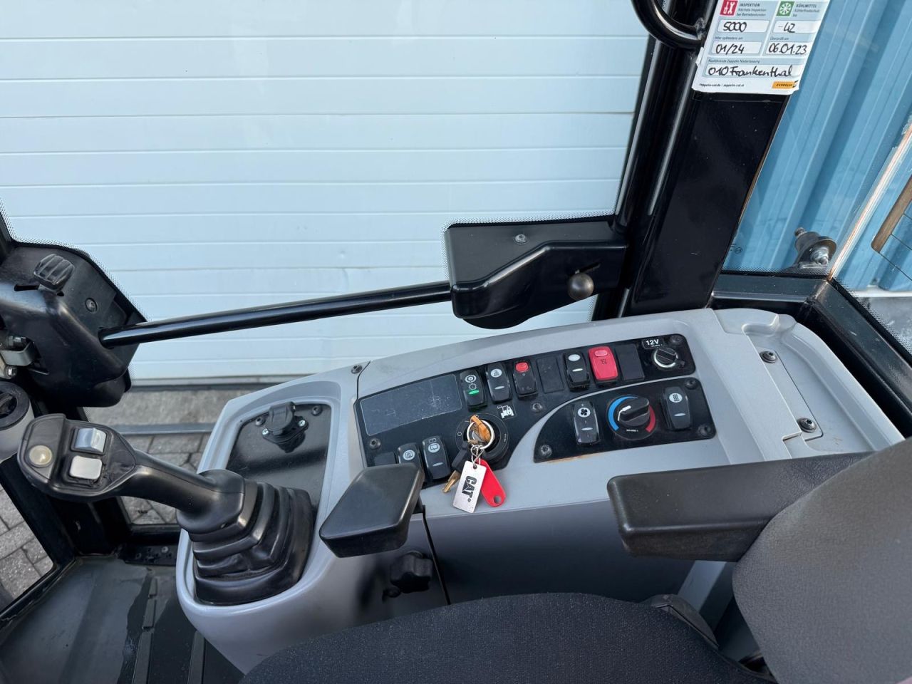 CATERPILLAR 907H (BJR 2015 ) 4890 UUR