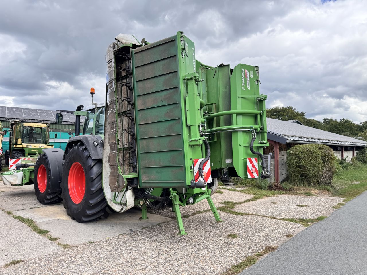 Samasz KDD 861 STH + KDF 341 S vlindermaaier met zwadbanden