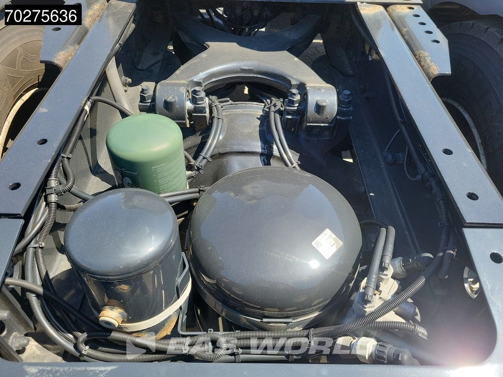 MAN TGX 18.460 4X2 XLX Retarder 2x Tanks Navi
