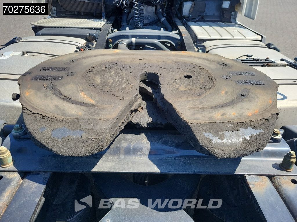MAN TGX 18.460 4X2 XLX Retarder 2x Tanks Navi
