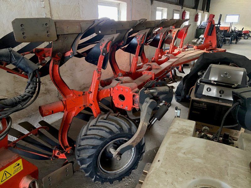 Kuhn VARI-MASTER 153 4+1