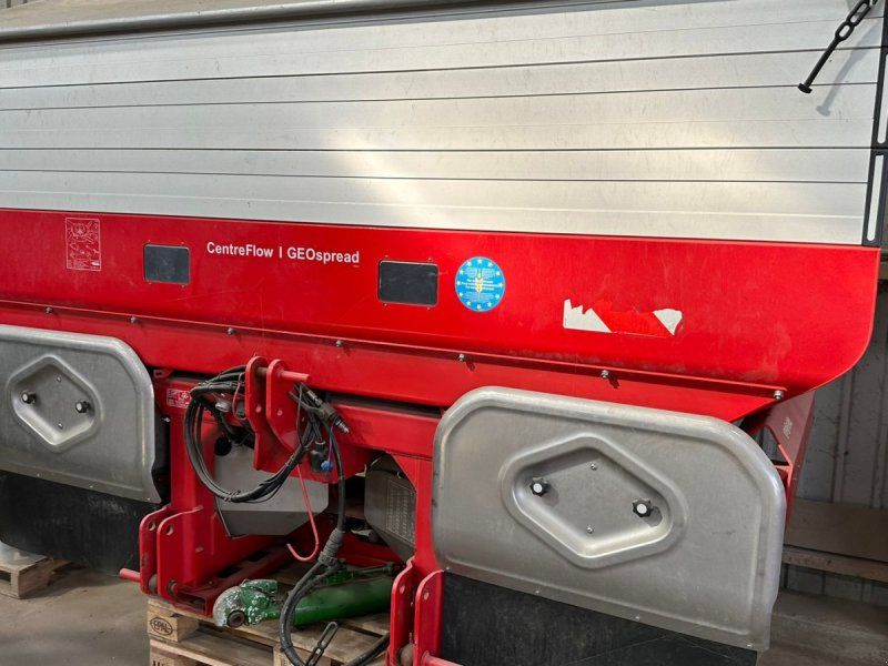 Kverneland acta TL 3900 GEOSPREAD