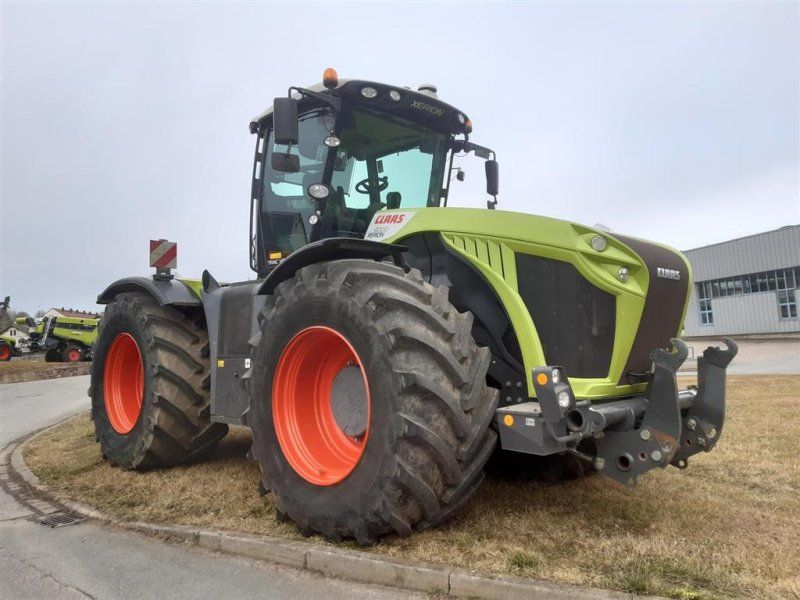 Claas Xerion 4000 Trac VC
