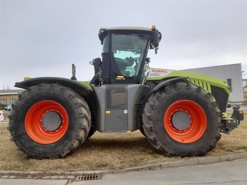 Claas Xerion 4000 Trac VC
